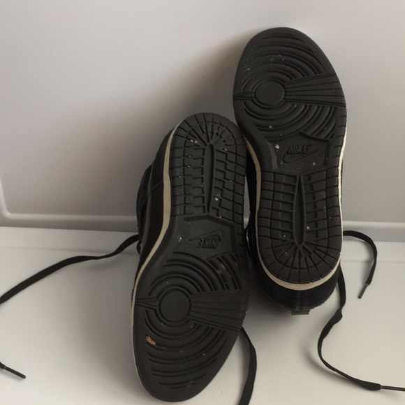 Nike suede knitted wedge booties sneakers - Picture 7 of 8